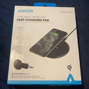 Anker 10w max wireless fast charging pad